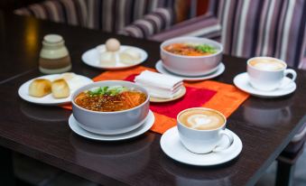 Shangri-La Moonlight City Bodhi Heart Retreat (Dukezong Old Town Branch)