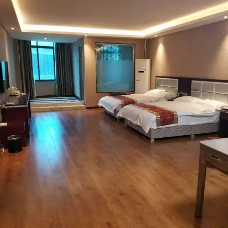 Feilong Hotel