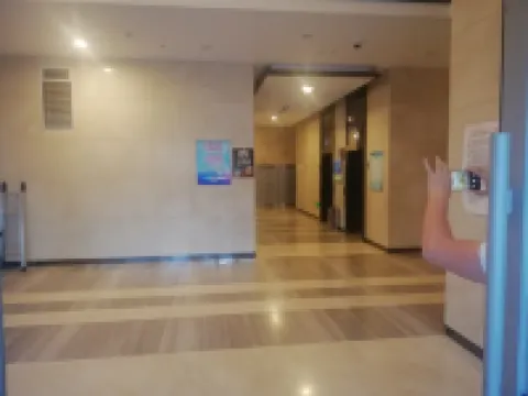 陽光飯店式公寓（瀋陽華府天地店）