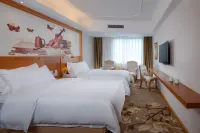 Vienna Classic Hotel (Honghua Lake Longfeng Branch, Huizhou) Hotels in Huizhou Weat Lake/Shuidong Street