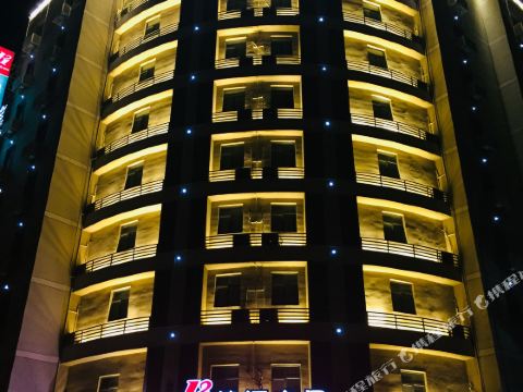 Jinjiang Inn (Baoding Junxiao Square)