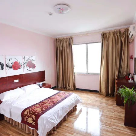 Gold Coast Hotel