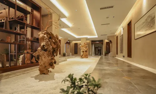 Pushe Culture Hotel