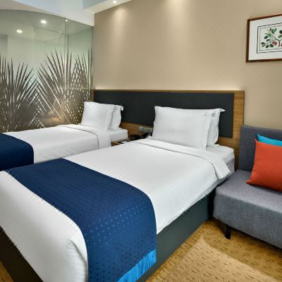 Kinabalu kota holiday inn Holiday Inn