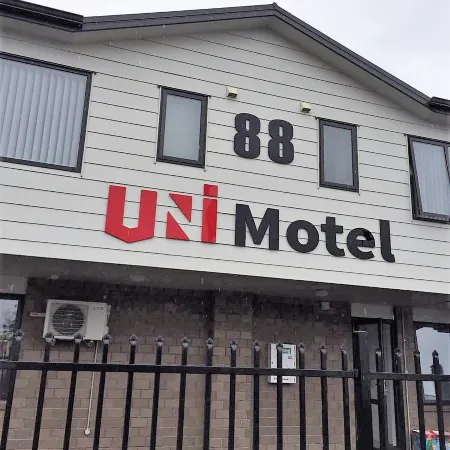Uni Motel