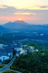 Western Evergreen Pu Zhen Hotel