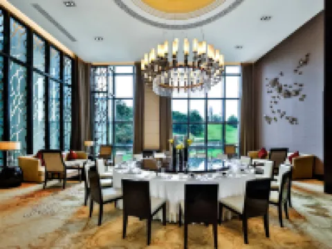 คราวน์ พลาซ่า เฉิงตู แพนด้า การ์เดน บาย IHG-ใกล้ แพนด้า เบส โรงแรมในเฉิงตู