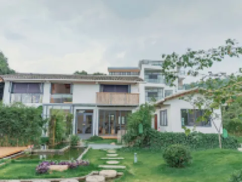 Itree Courtyard Resort