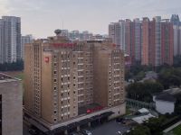 宜必思酒店(上海联洋店) - 酒店外部