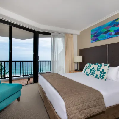 Mantra Coolangatta Beach Hotels near Point Danger