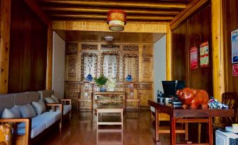 Tengchong Jiafu Chinese Inn