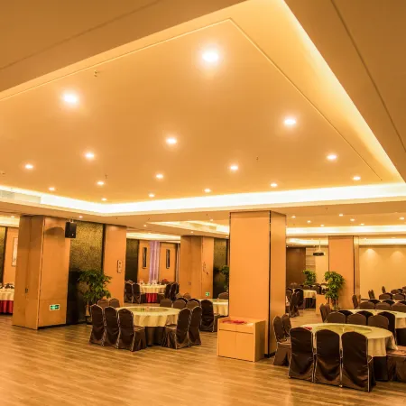 Xin Hai International Holiday Hotel