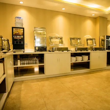 Vienna Hotel (Lixin Yuanli Square)