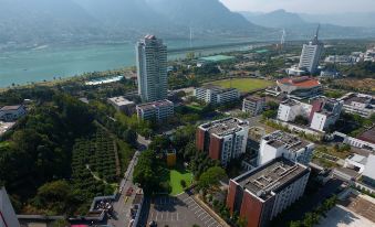 Three Gorges Project Hotel