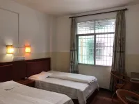 Dingnan Huali Business Hotel