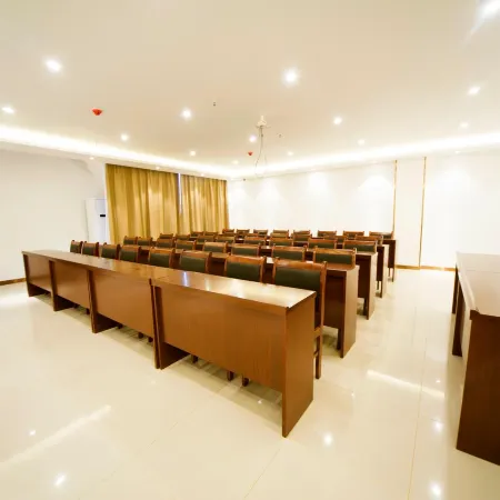 GreenTree Inn(Wuxue Kanjiang Avenue)
