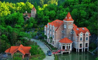 East Huangshan Castel Hotel