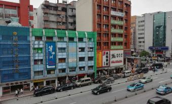 Chang Xing Hotel (Guangzhou Baima Garment City Railway Station Metro)