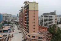 廣寧萊茵斯特酒店 - 停車場