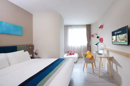 Homeinn Selected Hotel (Heyuan Asia's Tallest Fountain) Отели рядом с достопримечательностью «Kejia Wenhua Gongyuan-Ximen Square»