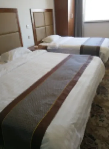 Panjin Bihuachi Hot Spring Hotel