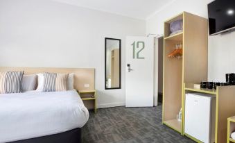 Nightcap at Caringbah Hotel