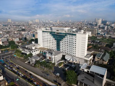 Golden Boutique Hotel Kemayoran Hotels near Kemayoran Station