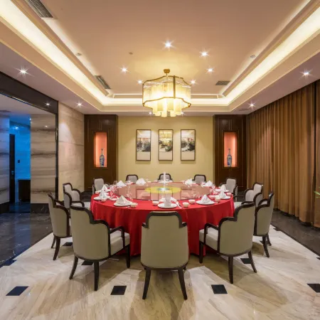 Hundred Hotel