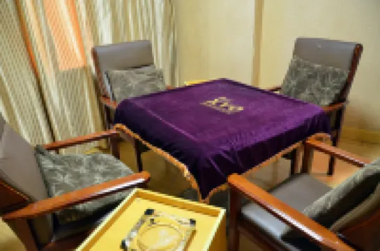 Xiaogan Mengzhu Shangpin Hotel