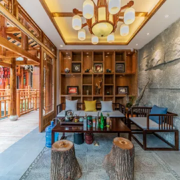 Three Apples Boutique Inn