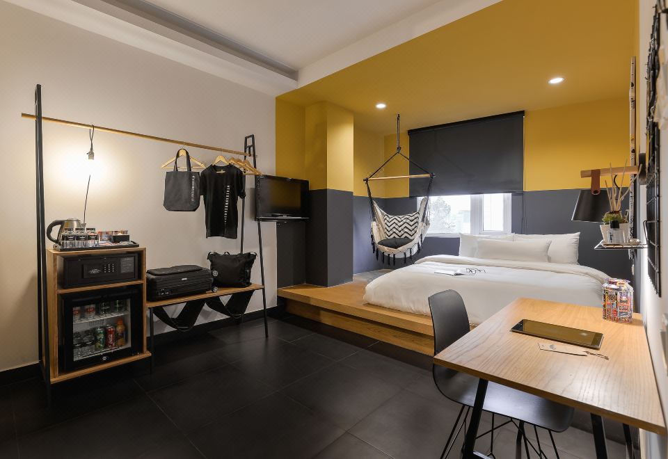 1. 더 해먹 호텔 ..