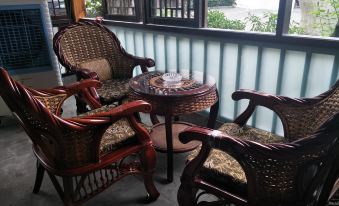 Wenchuan Erma Business Inn