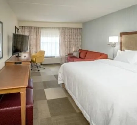 Hampton Inn & Suites by Hilton Lenoir