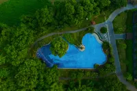 Sankee Chunxia Garden Hotel - Rooftop Pools