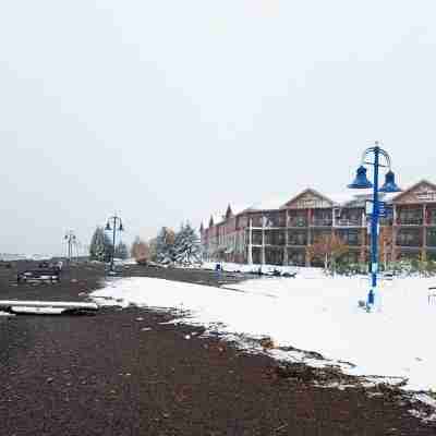 Canal Park Lodge Hotel Exterior