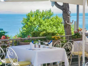 Panorama Suites & Spa - Adults Only