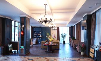 Demen Renli Boutique Inn (Dayi Anren Old Town)