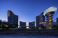 Yue Hai Lan Wan Hotels in Suizhong County