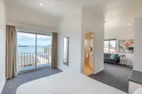 Bay 10 - Suites and Apartments Hotels in Port Lincoln
