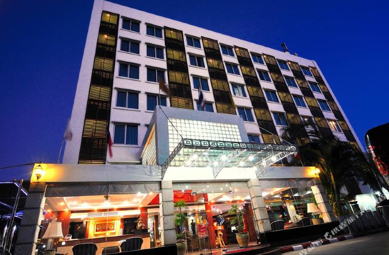 The Airport Hotel Nakhon Ratchasima Updated 22 Room Price Reviews Deals Trip Com The Airport Hotel Nakhon Ratchasima Updated 22 Room Price Reviews Deals Trip Com