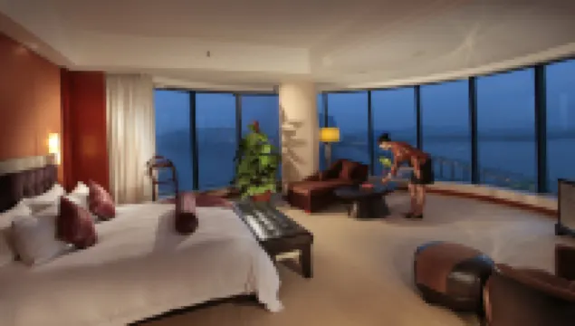 清遠建滔裕花園酒店