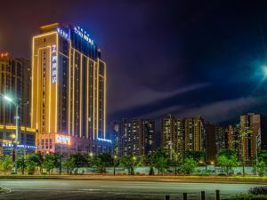 CHEERMAY HOTELS (Qingyuan Wanbang Center)