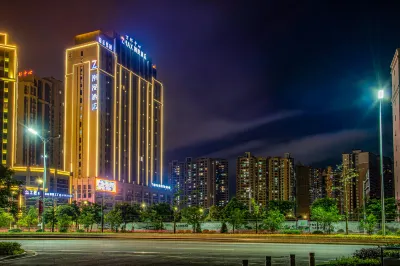CHEERMAY HOTELS (Qingyuan Wanbang Center) Hotels near Qingyuan Polytechnic