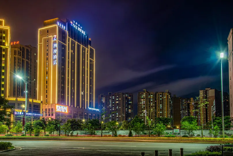 CHEERMAY HOTELS (Qingyuan Wanbang Center)