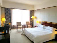 Shiji Guangchang Hotel Hotels in Gejiu