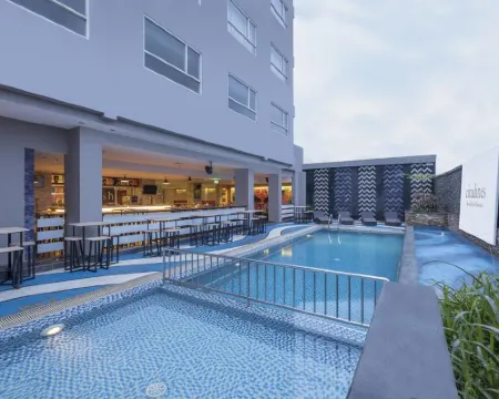 ROYAL BAY MAKASSAR Hotels in Makassar