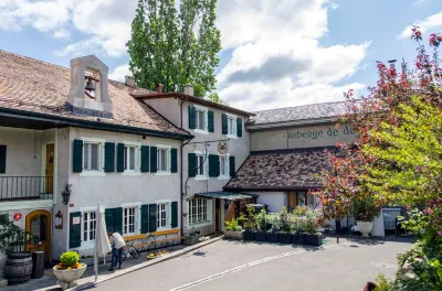 Auberge de Dully Hotels in Dully