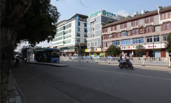 City Convenient Hotel Luzhai Pedestrian Street Shop