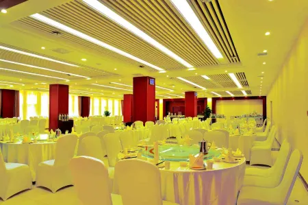 Ji'nan International Academic Exchange Center Отели рядом с достопримечательностью «Shandong Hiteam Institute of Software Engineering»