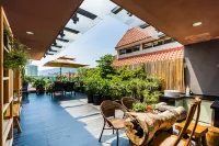 Zhaoqing Xingfuli Inn